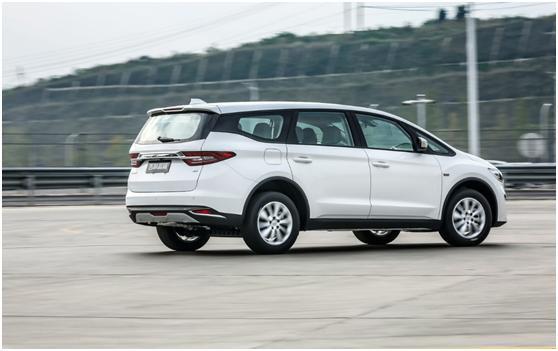 潮车行天下@越级的行驶质感，场地试驾吉利嘉际