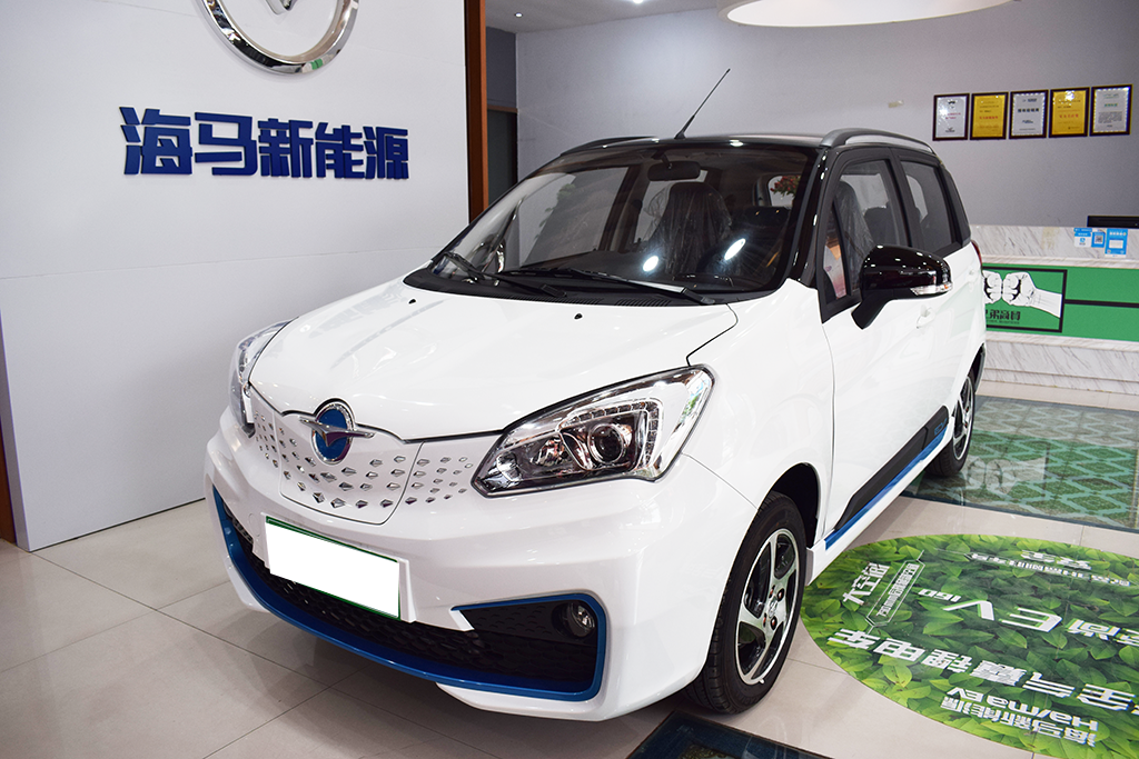 「汽车爱撩妹」最受关注的2款纯电动车，一款奇瑞小蚂蚁，另一款有1.2万元优惠