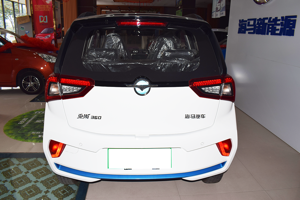 「地上车市」不到6万就能买纯电动车？免费充电？网友：现在还能再省1.2万