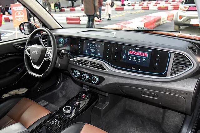 「王者归来AAAAA」女孩最喜欢的新能源汽车