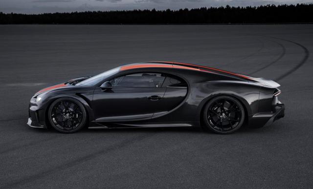 [老车主说车]490公里/小时！布加迪刷新汽车最高时速记录