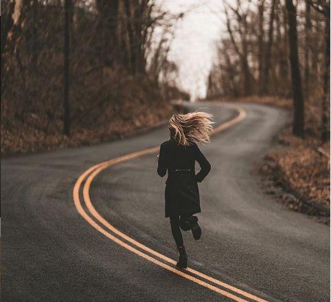 「亿万富翁交流圈」与其每天担心未来，不如努力现在