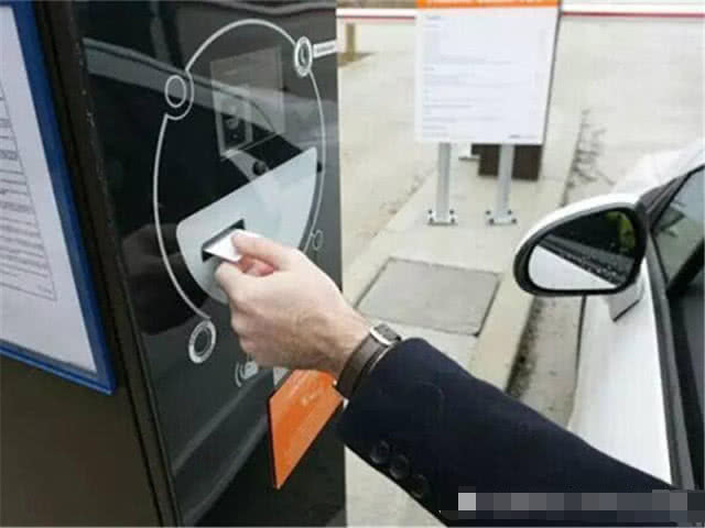 「汽车礁」驾考新消息，科目二又增4个项目，网友：专门给女司机准备的