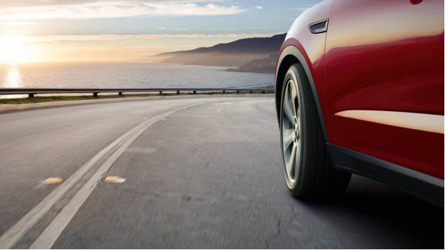 阿虎汽车■豪车降价从不吝啬，直接7折出售，网友：这才是诚意