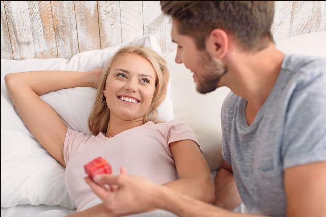 我用故事换你酒：别再叫女人“亲爱的”了，多用这些爱称，她早晚是你的人