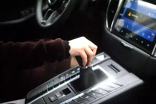 车行易·有车■买手动挡是为驾驶乐趣还是囊中羞涩？网友：有钱难买手波车