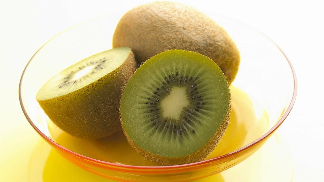 依美娱乐：人生感悟的句子，经典有深度，送给孤独失眠的你