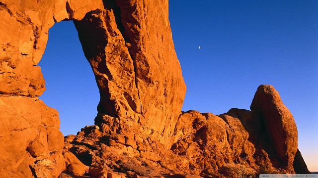 青源讲娱乐■最有意境的句子，越读越成熟，哪一句刺痛了你的心