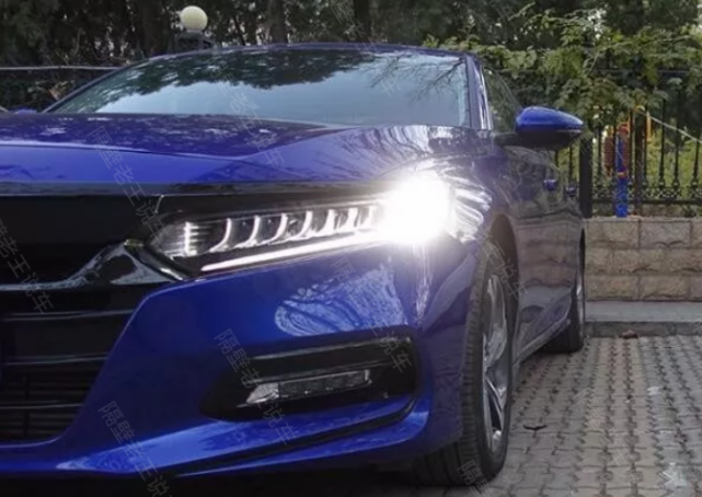 「车家号」被国人“捧红”20年，8个月狂甩14万辆