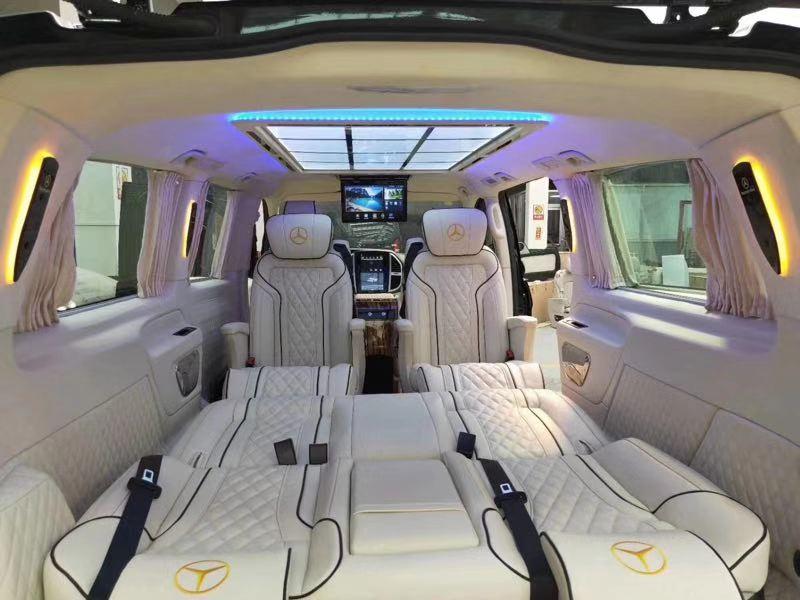 车家号■每个男人都有一种改装梦，孔易改装车联盟开业，奔驰威霆现车展售