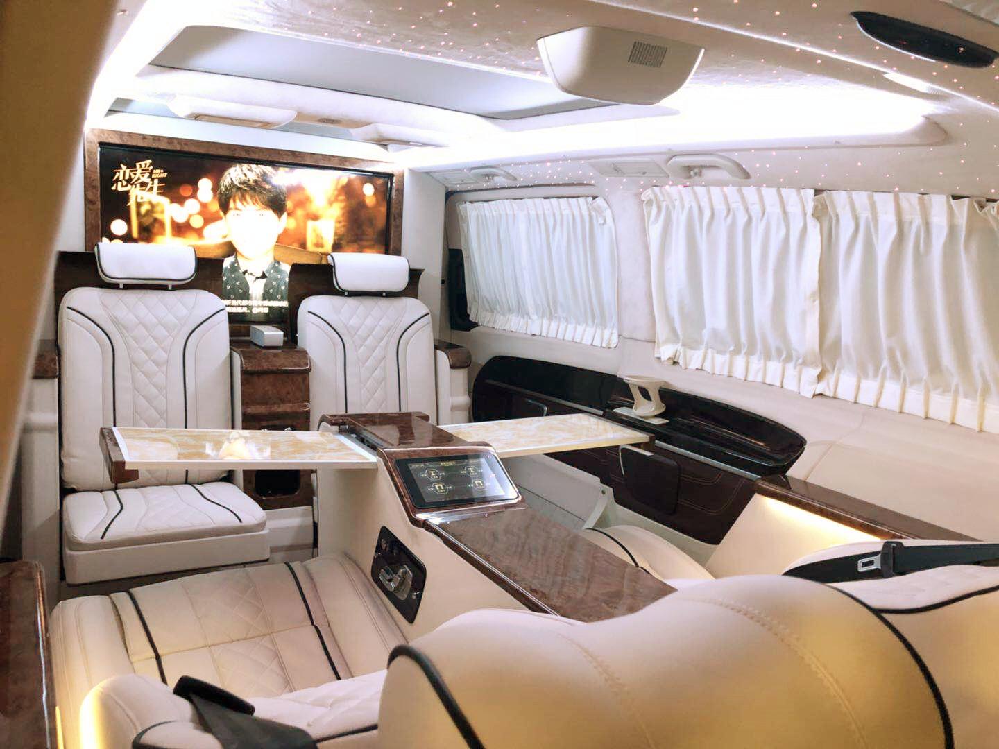 车家号■每个男人都有一种改装梦，孔易改装车联盟开业，奔驰威霆现车展售