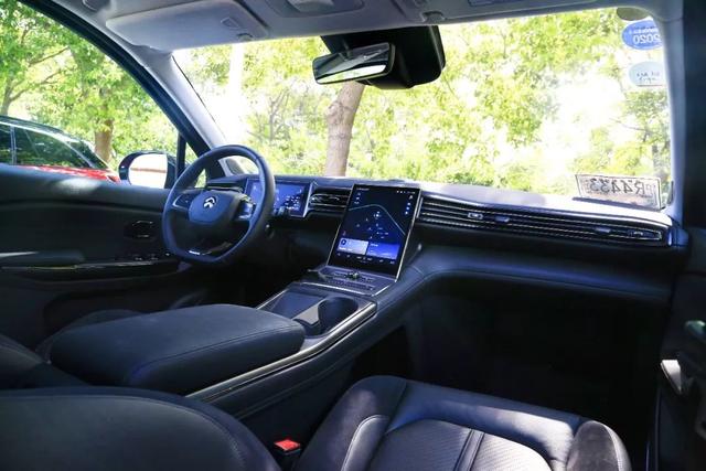 乘车御剑@5.6秒破百，中国最NB中型SUV之一“入门版”来了