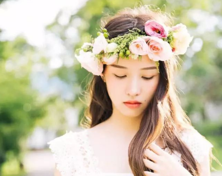 「风花雪月情」与不爱你的人分手后，别一直把对方记挂在心