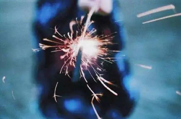 美文鉴赏：你陪我一程，我记你一生