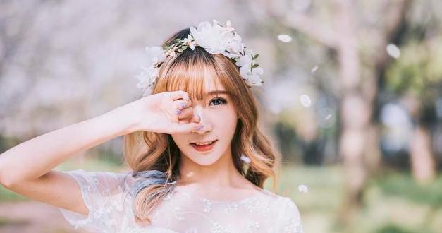 「小辉唠情感」男人疯狂想念你的时候，会和你聊“特别”的天，女人可别误会了