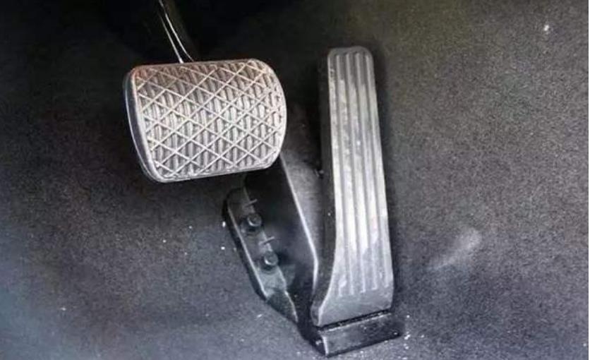 「汽车之家」这4个驾驶习惯最费油，超过3个，开什么车都是油老虎