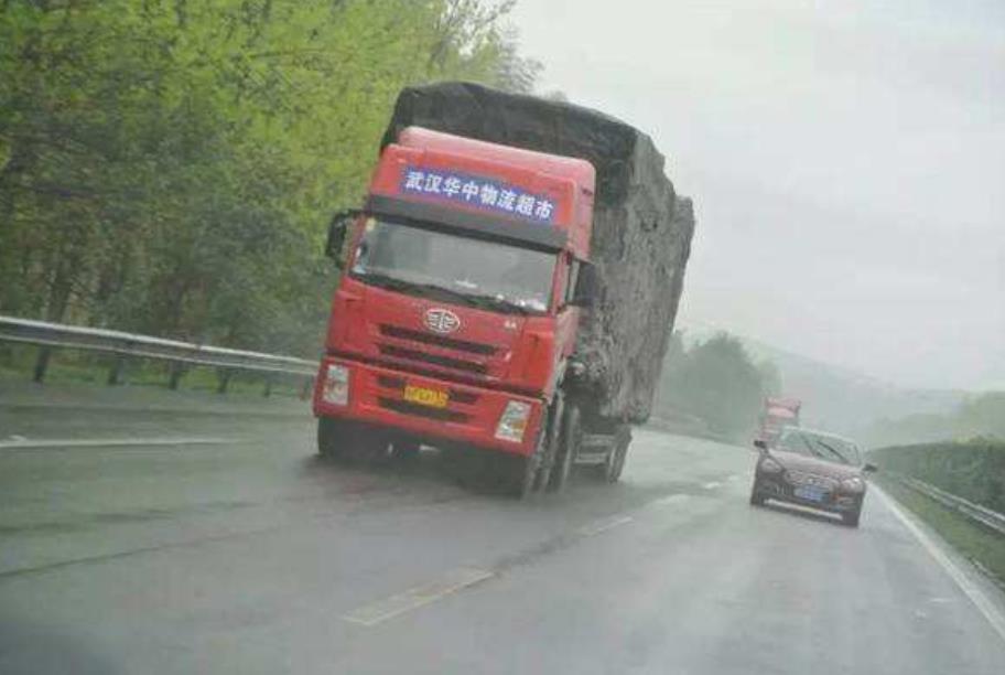 【汽车之家】警告：不要轻信所谓“老司机”的这些驾驶技巧！