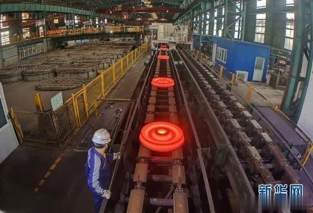 【放牛班的娃】坐过那么多次高铁，你知道高铁车轮有多难造吗？