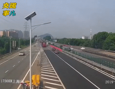 泰安高速交警@一组动图警示你：高速错过出口不要错上加错！一旦遭遇险情牢记“让速不让道”