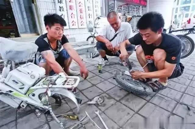 #电动车老板内参#电动车突然变慢了，怎么回事？如何检修？