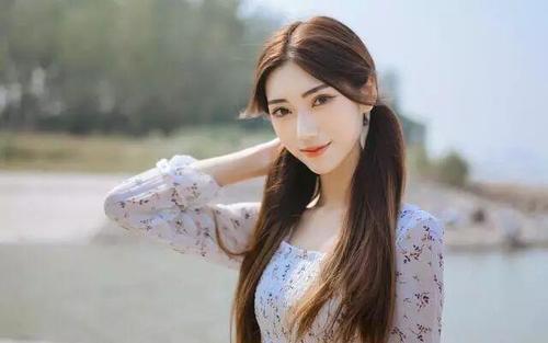 「情感小冬姐」男人对你有这3个小气表现，你可别生气，其实只因他爱你入骨