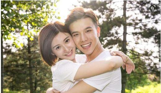 「情感小冬姐」一个男人真心喜欢你，才会在对你有这3种表现，藏也藏不住