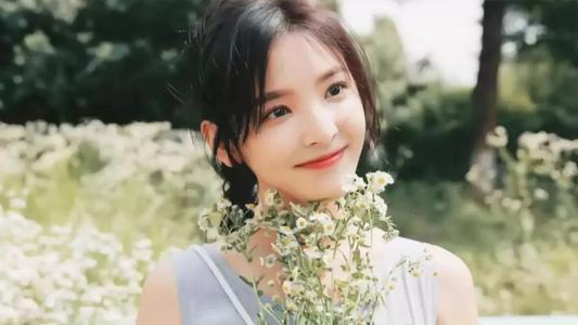 「情感小冬姐」一个男人真心喜欢你，才会在对你有这3种表现，藏也藏不住