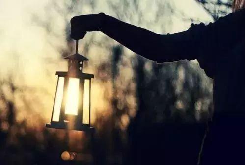 【空中凡星】有些人，如果走得太近