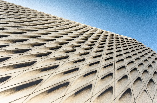 [谈时尚的嵘]深夜发朋友圈的伤感说说，简短洋气，送给爱而不得的你