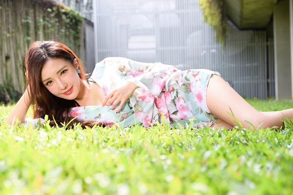 #小辉唠情感#女人真正能长期“吸引”男人的地方，其实不是长相，有三点