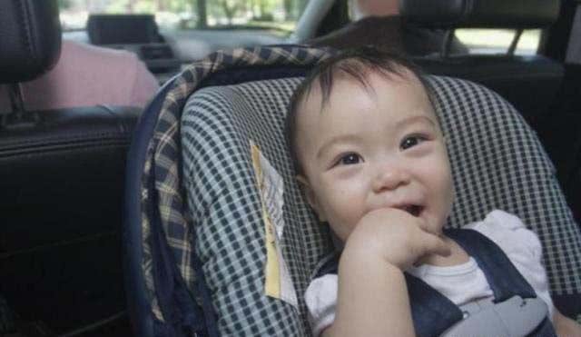 #汽车礁#五座车坐5个大人，怀抱一个婴儿算超载吗？交警回答很意外