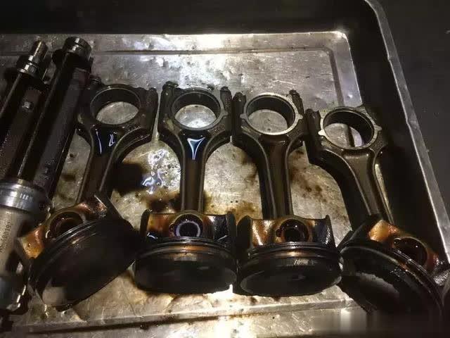 「汽修技师众微联」拉缸是什么？这台奥迪发动机会告诉你到底什么是拉缸