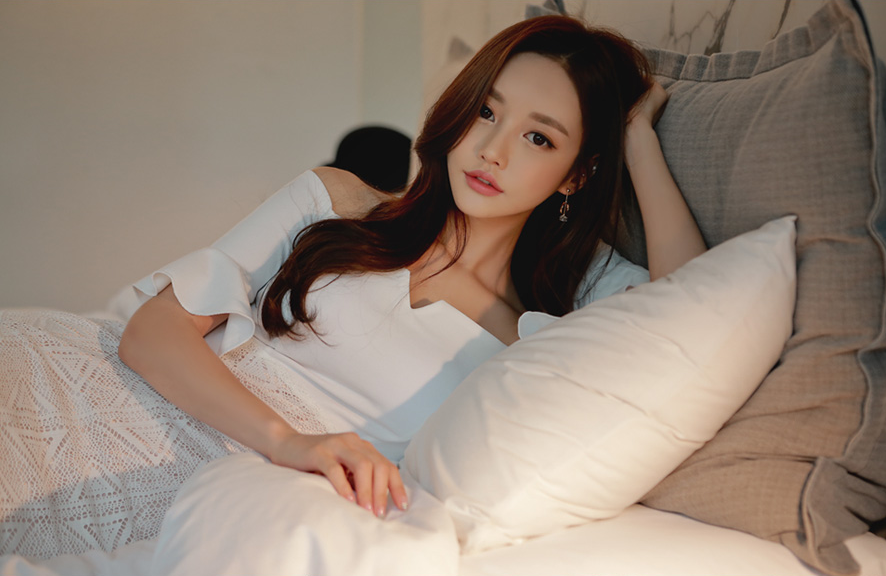 【刹那de一眸】笑一笑没有什么事情过不了！明天又是新的开始！