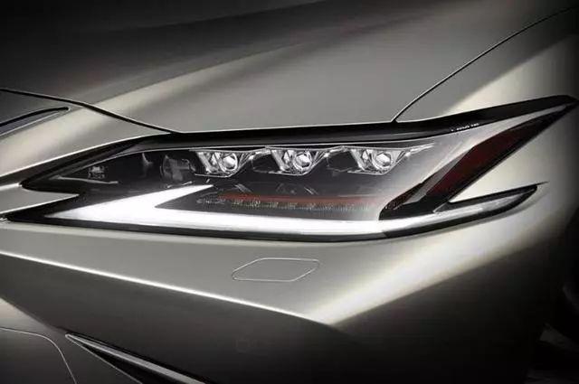 「ZAKER网」不用狡辩！喜欢这些车的男人都很“好色”