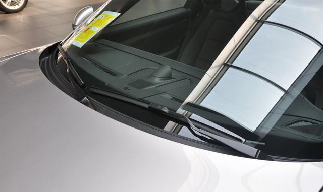 [职业骑士]雨刮除了有刮水功能之外，你还知道它有哪些特别的功能吗？