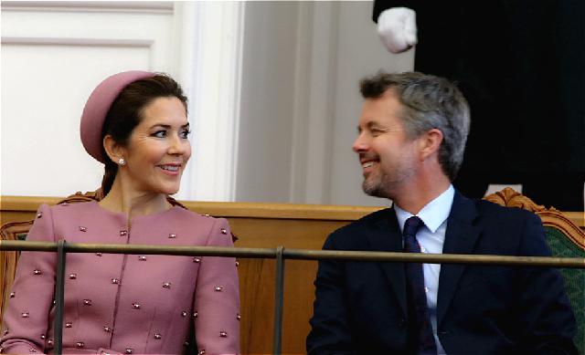 丹麦王室出席2019年丹麦议会开幕式