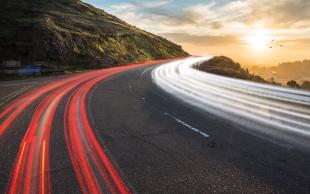 条山高速公安交警：关于道路交通安全的法律法规有哪些规定？