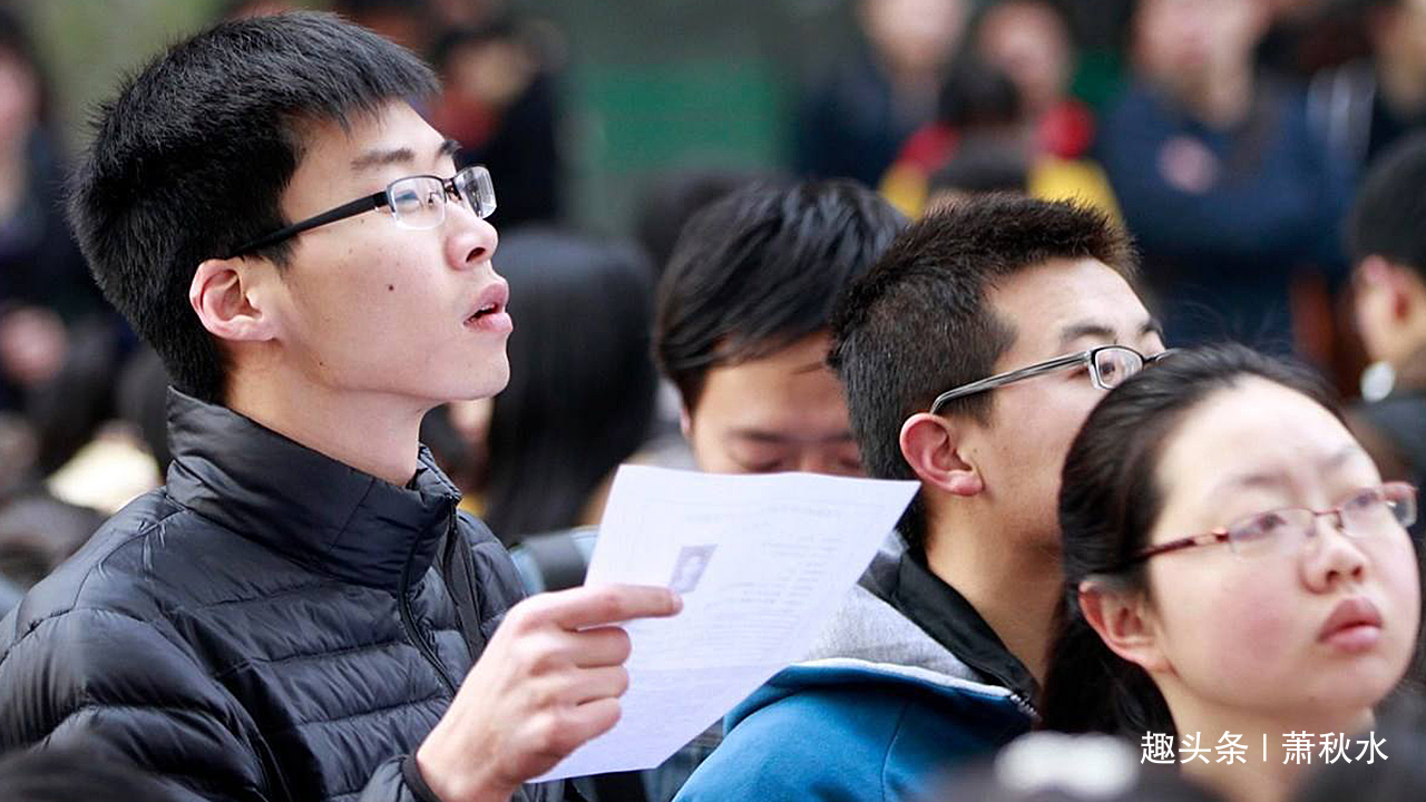 【萧秋水】十年的同学情，却为了涨工资的事，工地上勾心斗角样样都来