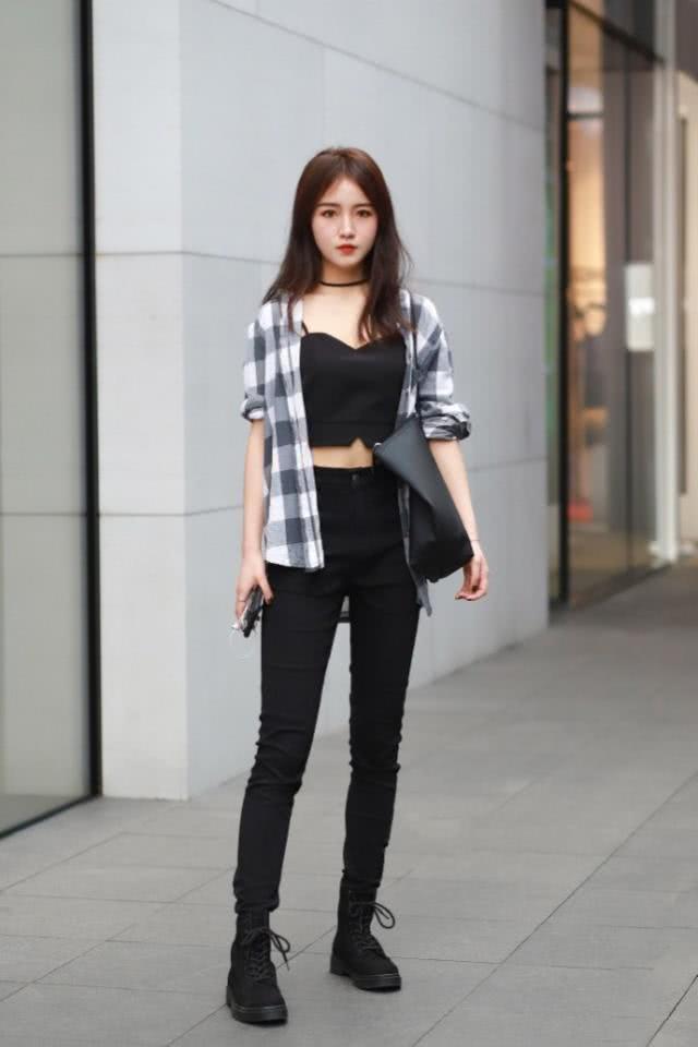 「男得糊涂了」与其拼了命也要鹤立鸡群，不如努把力让自己离开那群鸡！