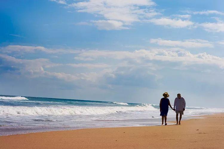 企业管理频道：对待父母的态度，是你最真实的人品