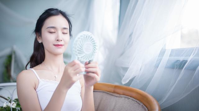 #绝色书香#小说：新人作者卖版权有多难？有时候就是这么意外