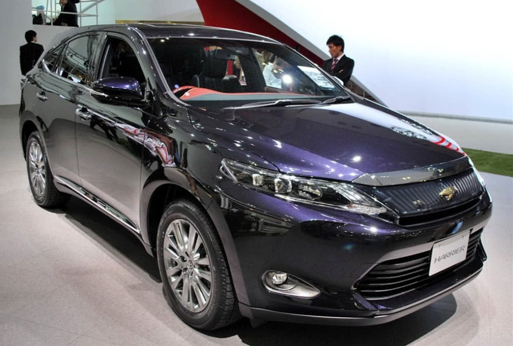 车无涯■丰田又一款车要上市，不足20万配金色车标，造型亮眼