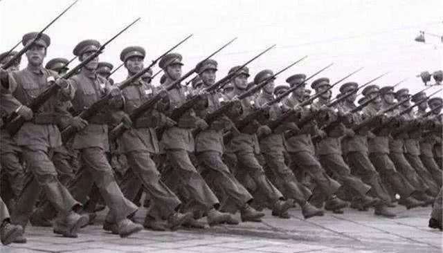 「汽车洋葱圈」15万买轿车，空间配置or皮实耐用？自主VS合资怎么选？