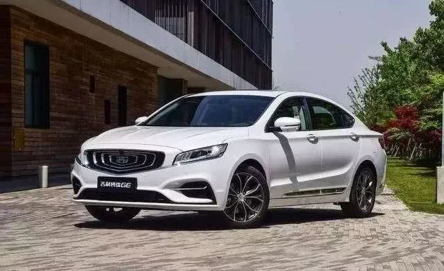 「汽车洋葱圈」15万买轿车，空间配置or皮实耐用？自主VS合资怎么选？