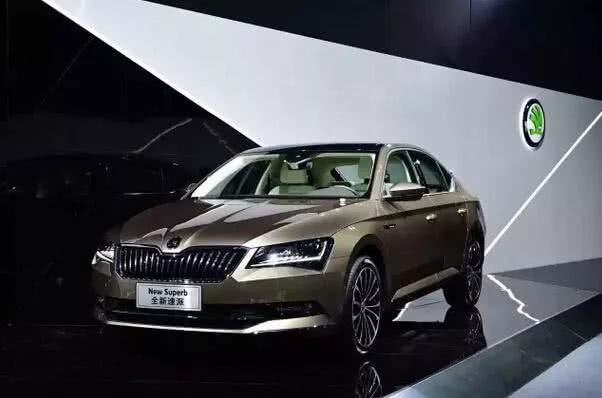 「汽车洋葱圈」15万买轿车，空间配置or皮实耐用？自主VS合资怎么选？