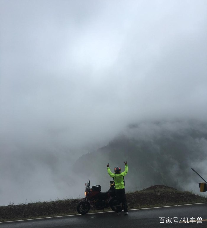 玩车兽：拿下好车卖不动的KTMduke690，1100公里骑行，总结出一点经验