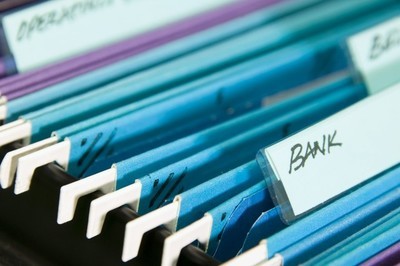 [苑燕儿]从银行辞职，我每月打工才赚5000，但我却很庆幸