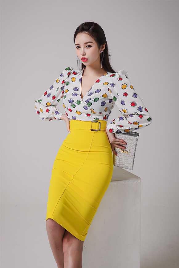 #如众娱乐二#处在人生低谷，那就拿出自信，挺直腰杆重新开始！