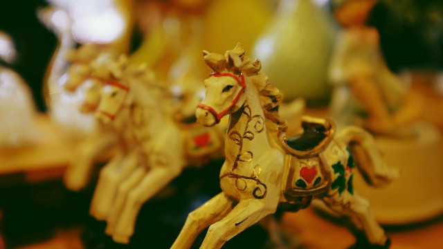 谈情感的鑫雪：适合发朋友圈的早安短句，简短洋气，看懂活得更明白