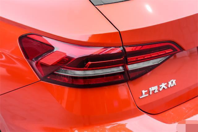 轮上年华的@在口水中热捧的“德系造”，投诉榜排名第二，8个月卖近30万辆！